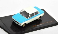 IXOCLC369N - Voiture coupé de 1974 blanche et bleue – BMW koepchen 2002 tii