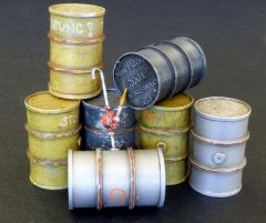 PLS515 - Fûts d'huile Allemands en kit et à peindre