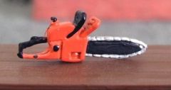 WM041O - Tronçonneuse en miniature de couleur Orange