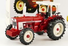 REP202 - Tracteur Pannigen 2018 INTERNATIONAL 1246 avec arceau