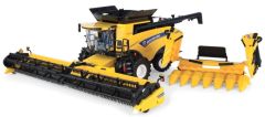 ERT13874 - NEW HOLLAND CR8.90 avec bec Maïs repliable