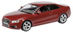 SCH04797 - Voiture berline sportive AUDI A5 couleur rouge métallisée éditée à 1500 pièces