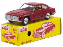 SOL1001251 - Voiture berline  ALFA ROMEO 2600S de 1963 de couleur rouge