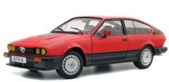 SOL1802301 - Voiture de couleur rouge - ALFA ROMEO GTV6