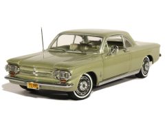 SUN1485 - Voiture coupé CHEVROLET Corvair de 1963 couleur or