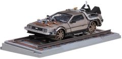 SUN2714 - Voiture du film Retour vers le Futur 3 DELOREAN DMC12 sur rail