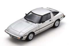 SCH43U00155 - Voiture de couleur argent de 1978-85 - MAZDA Savanna RX-7