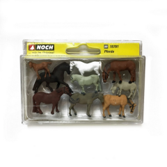 NOC15761 - 9 chevaux divers