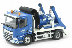 TEK87547 - Camion avec benne déposable RENEWI – DAF XD 4x2