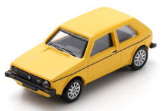 SCH87U00034 - Voiture de 1976 de couleur jaune - VOLKSWAGEN Golf I GL