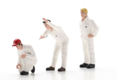 SCH32U00023 - Set de figurines mécaniciens SCHLUTER