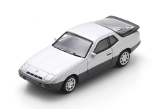SCH87U00043 - Voiture de couleur blanc - PORSCHE 924 Turbo