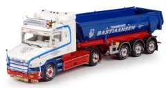 TEK67074 - Camion 4x2 SCANIA Série 4 type Torpédo et benne 3 essieux aux couleurs BASTIAANSEN