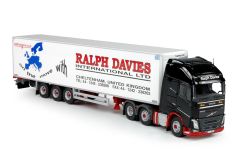 TEK70149 - Camion VOLVO 6x4 Globettroter XL FH04 avec semi 3 essieux THERMO KING frigo Ralph Davies
