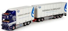 TEK70253 - Camion 6x4 SCANIA R13 caisse rigide avec remorque aux couleurs Patrick Carlssons