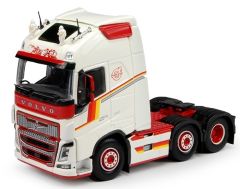 TEK70279 - Camion 6x2 VOLVO FH04 Globetrotter XL