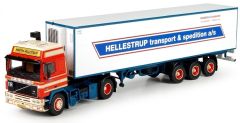 TEK70459 - Camion 4x2 VOLVO F12 Globetrotter et semi réfrigérante aux couleurs des transports Martin Hellestrup