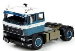TEK71636 - Camion 4x2 solo DAF 2800 cabine de couchage