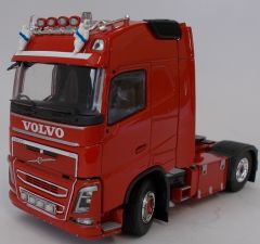 TEK71983A - Camion 4x2 solo VOLVO FH Globetrotter