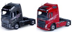 TEK74415 - Coffret pour le 25ème anniversaire  avec 2 camion VOLVO FH 4x2