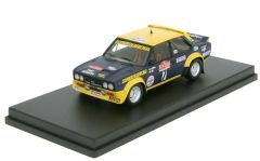 TROSC08C - Voiture de rallye FIAT 131 Abarth équipage Verini/russo du rallye de San Remo de 1977