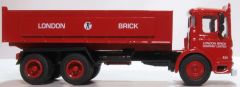 OXF76TIP005 - Camion avec benne London brick Company – AEC Ergomatic 6x4