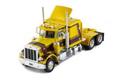 IXOTR134.22 - Camion solo de 1973 couleur jaune et marron – PETERBILT 359