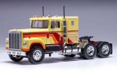IXOTR217.22 - Camion solo de 1980 couleur beige - INTERNATIONAL Transtar 4300 6x4