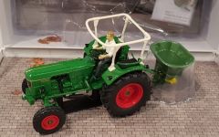 UH5371 - Tracteur Deutz 6005 et Amazone ZA