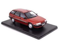 G111V051 - Voiture de couleur rouge – CITROEN xantia break