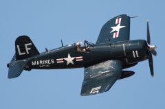 NEW06687C - Avion F4U Corsair