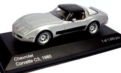 WBX118 - Voiture sportive CHEVROLET Corvette C3 de 1980 couleur argent