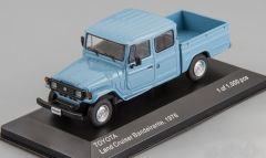 WBX255 - Voiture 4x4 TOYOTA Landcruiser pick-up de 1976 couleur bleu