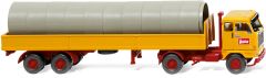 WIK051501 - Camion 4x2 F88 VOLVO et semi 2 essieux avec chargement