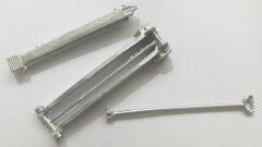 WM086U - Cric hydraulique en miniature Dimensions :4,5x0.6 cm - Non peint