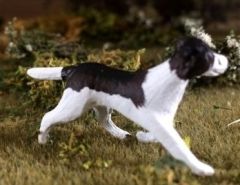 WMA10 - Chien de race Foxhound courant - En Miniature