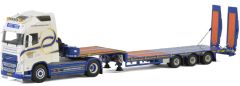 WSI01-2441 - Camion 4x2 VOLVO FH4 XL Globetrotter et porte engins extensible 3 essieux aux couleurs de l'entreprise VVM VERREIKER