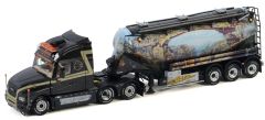 WSI01-3000 - Camion 6x2 IVECO Strator 560 Hi-Way avec semi silo 3 essieux aux couleurs Eier Schobesberger