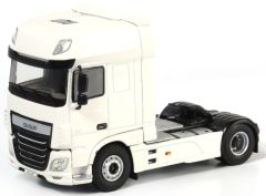WSI03-1128 - Camion 4x2 DAF XF Super Space cab couleur blanc