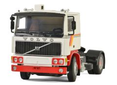 WSI04-2014 - Camion 4x2 VOLVO F12 turbo