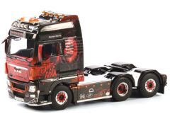 WSI05-0036 - Camion 6x2 MAN TGX XXL aux couleurs Markku Rio