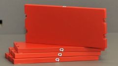 YCC604-2G - Set de 4 Plaques de roulage de couleur rouge RIGA MAINZ Dimensions : 11 x 5 cm