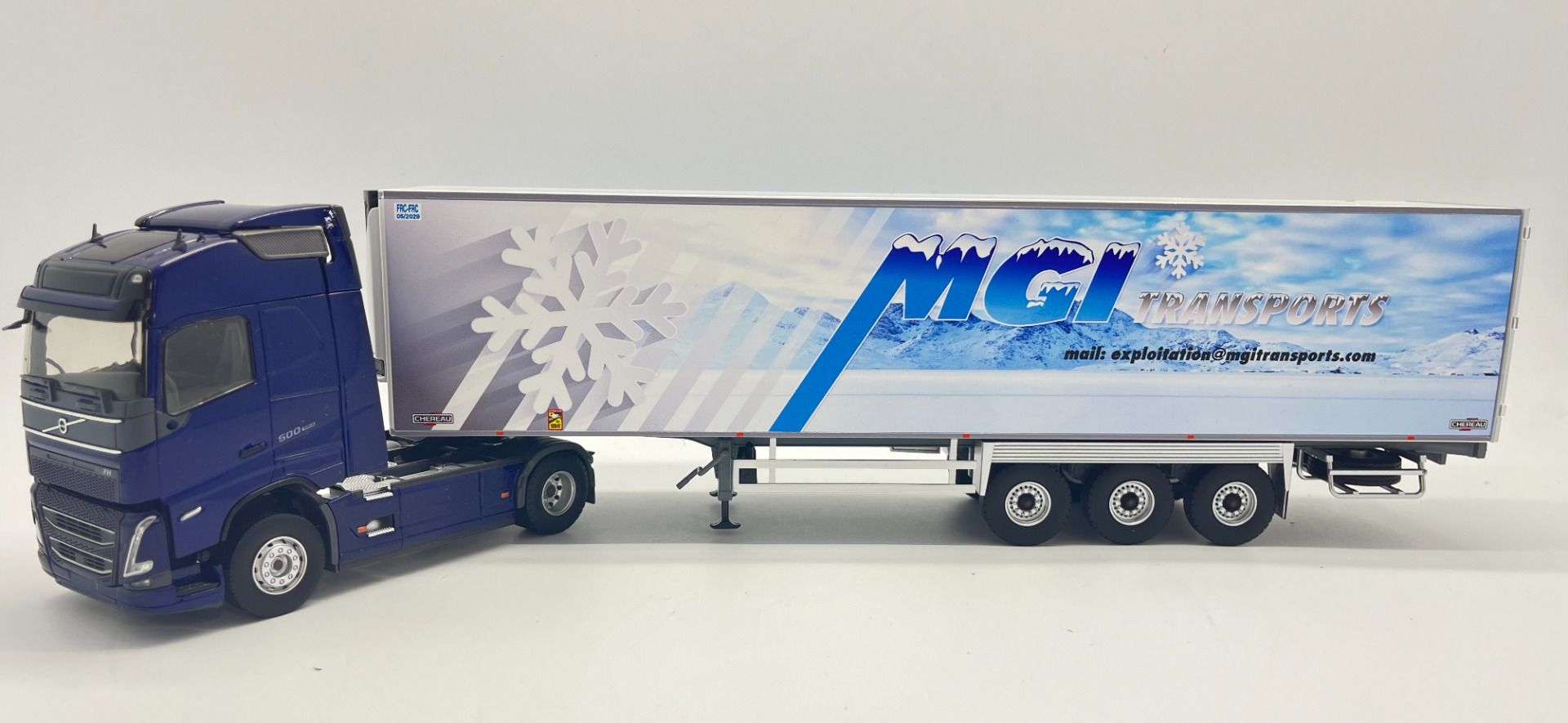 Camion Volvo FH 2020 Avec Remorque Chéreau MGI Transports 1:43 Eligor Réf 118119