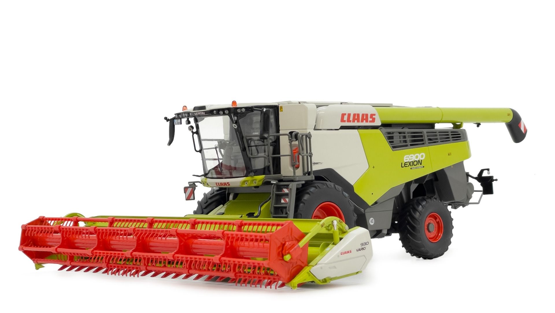modèle 3D de Moissonneuse-batteuse à roues CLAAS LEXION 8900 et Claas