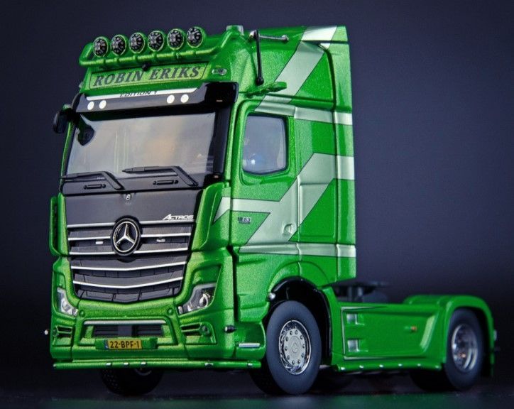 IMC Models Camion Mercedes Actros 1/50 – KAWASTRANS – Edition Limitée