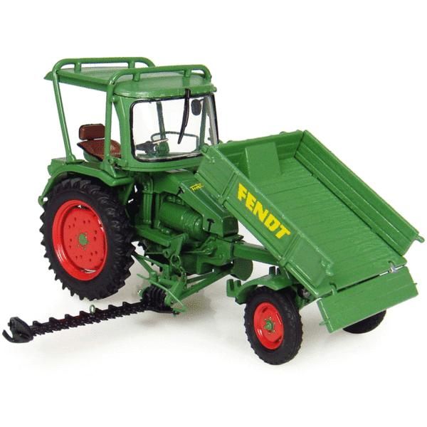 Universal Hobbies – Porte-clés FENDT Vario 1050 à L'échelle 1/32 – Modèle Miniature De Tracteur, 14 Ans+