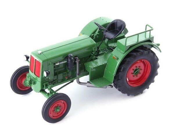 Autocult Schlüter S 450 mit Silberpflug in rot - 1:32 - CK Modellbau Shop
