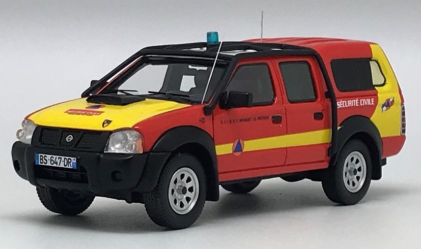 Alarme Voiture de Collection Dacia Duster Pompiers VLTT SDIS 28 1/43