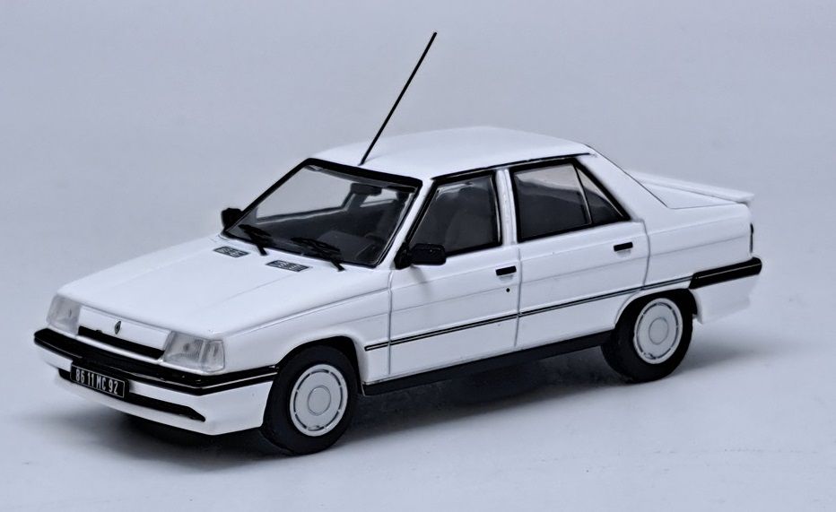 Miniature RENAULT 18 GTL Type 2 1985 Blanche – Limitée à 504 ex. ODEON ODE108 | Collect World
