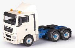 Camion solo de couleur blanc - MAN TGX XL 6x4